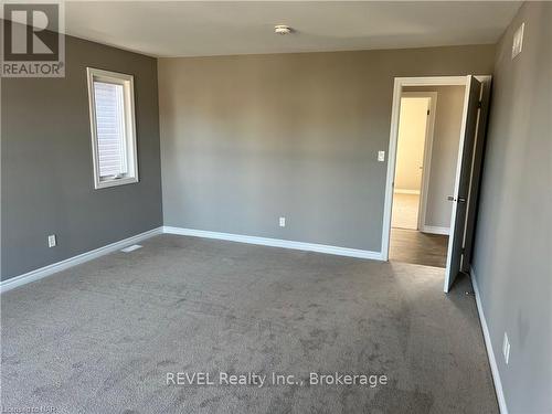 3249 Dominion Road, Fort Erie (335 - Ridgeway), ON - Indoor Photo Showing Other Room