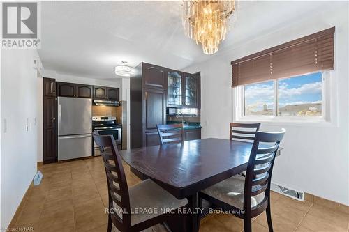 23 King Street, Fort Erie (333 - Lakeshore), ON - Indoor Photo Showing Dining Room