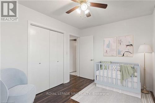 23 King Street, Fort Erie (333 - Lakeshore), ON - Indoor Photo Showing Bedroom