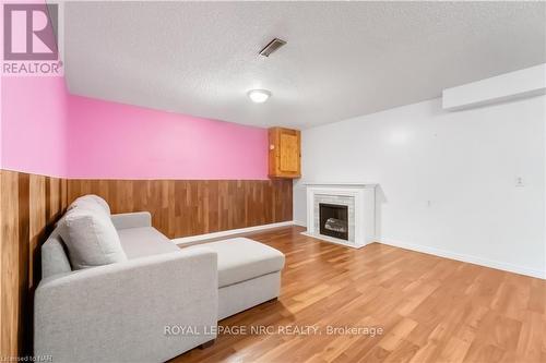 23 King Street, Fort Erie (333 - Lakeshore), ON - Indoor Photo Showing Living Room With Fireplace