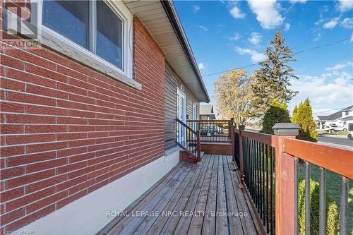 23 King Street, Fort Erie (333 - Lakeshore), ON - Outdoor With Deck Patio Veranda With Exterior