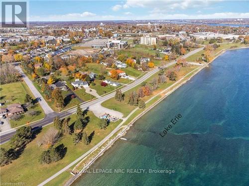 23 King Street, Fort Erie (333 - Lakeshore), ON - Outdoor With Body Of Water With View