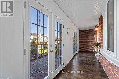 23 King Street, Fort Erie (333 - Lakeshore), ON - Indoor Photo Showing Other Room