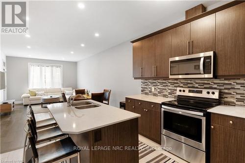 7 - 1347 Whetherfield Street Street, London, ON - Indoor Photo Showing Kitchen With Double Sink