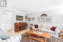 21 Kimbermount Drive, St. Catharines (437 - Lakeshore), ON  - Indoor Photo Showing Living Room 