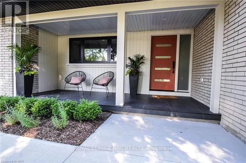 17 Parklane Crescent, St. Catharines (461 - Glendale/Glenridge), ON - Outdoor