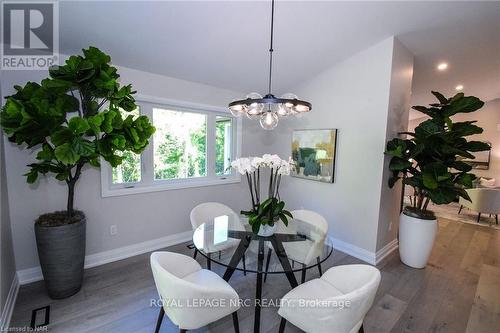 17 Parklane Crescent, St. Catharines (461 - Glendale/Glenridge), ON - Indoor Photo Showing Dining Room