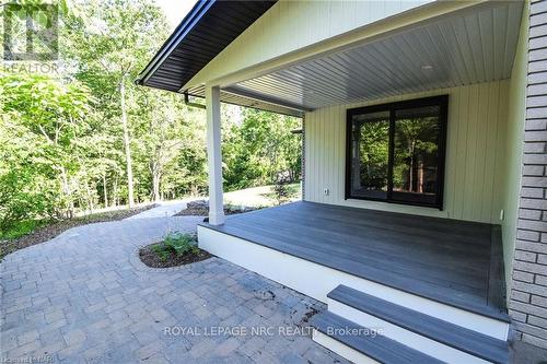 17 Parklane Crescent, St. Catharines (461 - Glendale/Glenridge), ON - Outdoor With Deck Patio Veranda