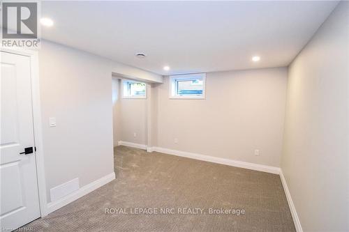 17 Parklane Crescent, St. Catharines (461 - Glendale/Glenridge), ON - Indoor