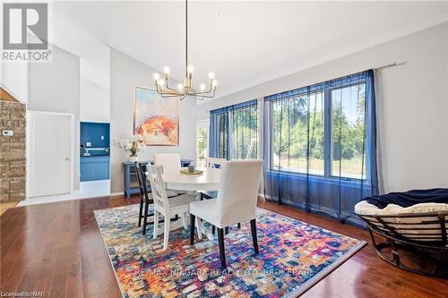 290 Lakeshore Road, Fort Erie (333 - Lakeshore), ON - Indoor Photo Showing Dining Room