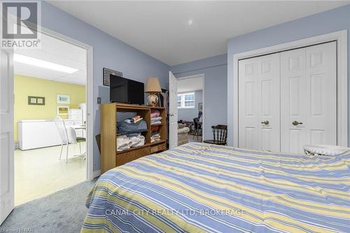 63 Mountain Street, St. Catharines (460 - Burleigh Hill), ON - Indoor Photo Showing Bedroom