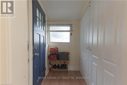 4 Haig Street, St. Catharines (451 - Downtown), ON - Indoor Photo Showing Other Room