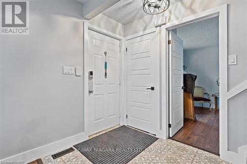 2850 Thunder Bay Road, Fort Erie (335 - Ridgeway), ON - Indoor Photo Showing Other Room