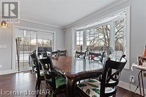 2850 Thunder Bay Road, Fort Erie (335 - Ridgeway), ON - Indoor Photo Showing Dining Room