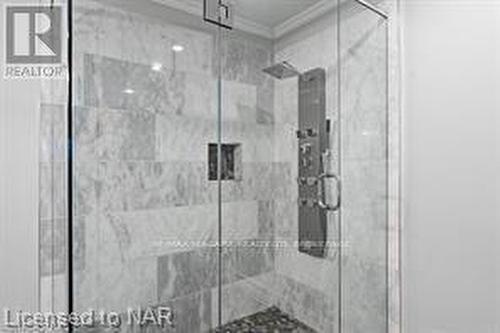 2850 Thunder Bay Road, Fort Erie (335 - Ridgeway), ON - Indoor Photo Showing Bathroom