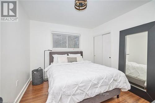 12 Corbett Avenue, St. Catharines (438 - Port Dalhousie), ON - Indoor Photo Showing Bedroom