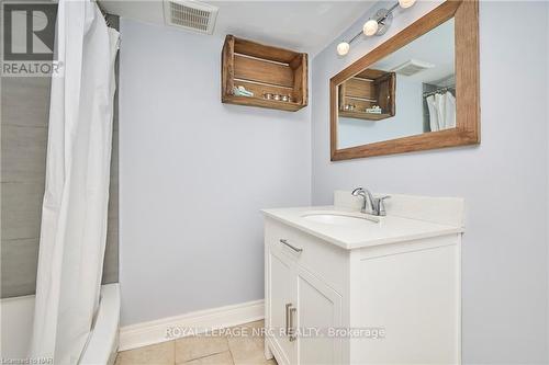 12 Corbett Avenue, St. Catharines (438 - Port Dalhousie), ON - Indoor Photo Showing Bathroom