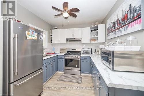 48 Semley Avenue, Welland (772 - Broadway), ON - Indoor Photo Showing Kitchen