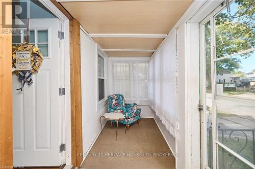 48 Semley Avenue, Welland (772 - Broadway), ON - Indoor Photo Showing Other Room