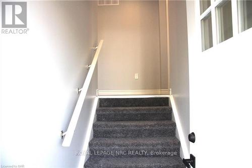 2 - 113 Downs Drive, Welland (768 - Welland Downtown), ON - Indoor Photo Showing Other Room