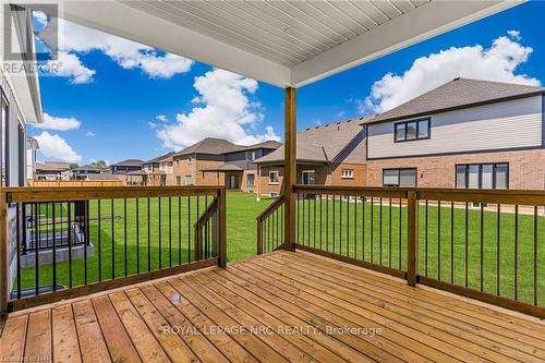 7490 Sherrilee Crescent, Niagara Falls (222 - Brown), ON - Outdoor With Deck Patio Veranda With Exterior