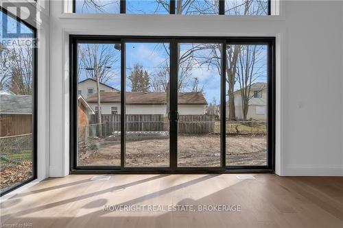 360 Beechwood Avenue, Fort Erie (337 - Crystal Beach), ON - Indoor Photo Showing Other Room