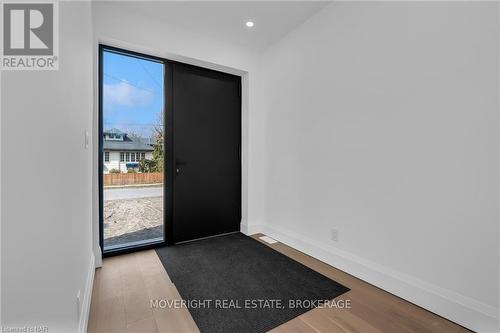 360 Beechwood Avenue, Fort Erie (337 - Crystal Beach), ON - Indoor Photo Showing Other Room