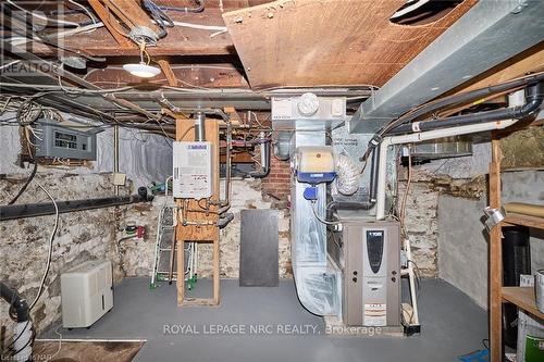 86 Queen St Street, St. Catharines (451 - Downtown), ON - Indoor Photo Showing Basement