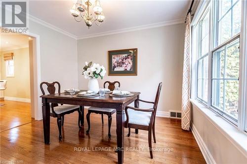 4189 Elberta Avenue, Niagara Falls (212 - Morrison), ON - Indoor Photo Showing Dining Room