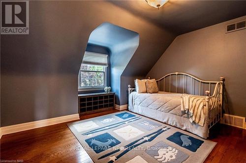 4189 Elberta Avenue, Niagara Falls (212 - Morrison), ON - Indoor Photo Showing Bedroom