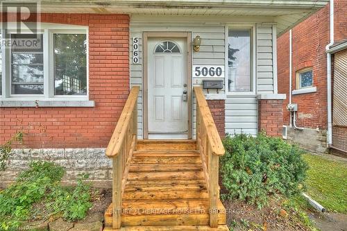 5060 Morrison Street, Niagara Falls (212 - Morrison), ON - Outdoor With Exterior