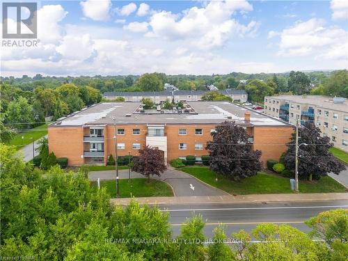 216 - 242 Oakdale Avenue, St. Catharines (456 - Oakdale), ON - Outdoor With View