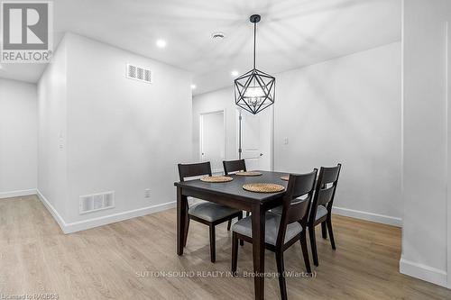 101 - 535 Isaac Street, South Bruce Peninsula, ON - Indoor Photo Showing Dining Room