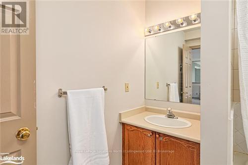 204 - 169 Jozo Weider Boulevard, Blue Mountains (Blue Mountain Resort Area), ON - Indoor Photo Showing Bathroom