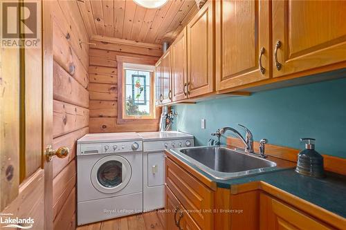 545413 4A Side Road, Grey Highlands, ON - Indoor Photo Showing Laundry Room