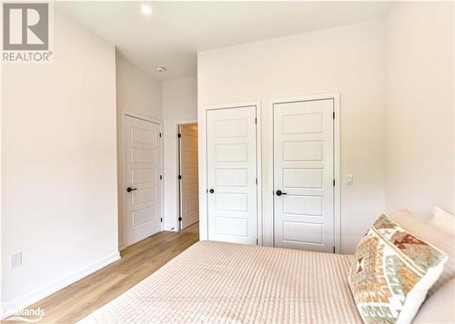 437 - 415 Sea Ray Avenue, Innisfil, ON - Indoor Photo Showing Bedroom