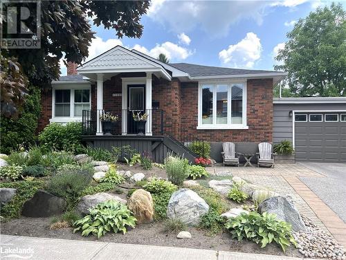 249 Pine Street, Collingwood, ON - Outdoor With Facade