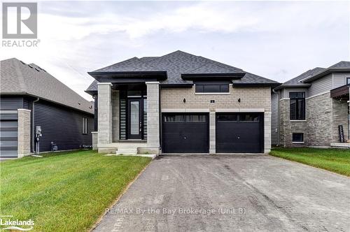 5 Rosanne Circle, Wasaga Beach, ON - Outdoor With Facade