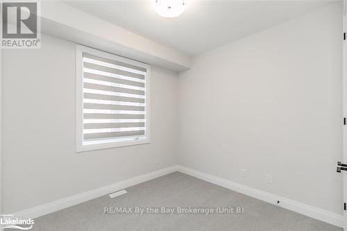 5 Rosanne Circle, Wasaga Beach, ON - Indoor Photo Showing Other Room