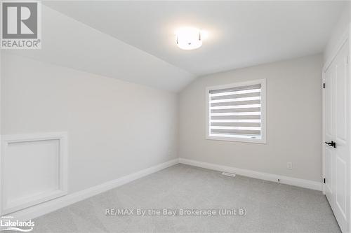 5 Rosanne Circle, Wasaga Beach, ON - Indoor Photo Showing Other Room