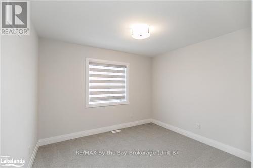 5 Rosanne Circle, Wasaga Beach, ON - Indoor Photo Showing Other Room