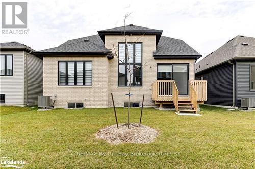 5 Rosanne Circle, Wasaga Beach, ON - Outdoor