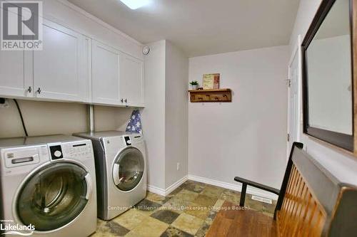 117 Stanley Street, Collingwood, ON - Indoor Photo Showing Laundry Room