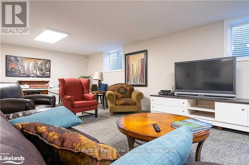 123 Conservation Way, Collingwood, ON - Indoor Photo Showing Living Room