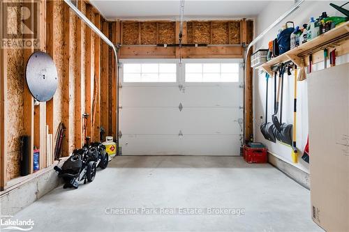 123 Conservation Way, Collingwood, ON - Indoor Photo Showing Garage