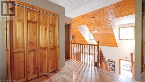 11 Silversides Pt Road, Northern Bruce Peninsula, ON - Indoor Photo Showing Other Room