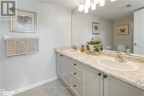 A405 - 216 Plains Road W, Burlington (Bayview), ON - Indoor Photo Showing Bathroom