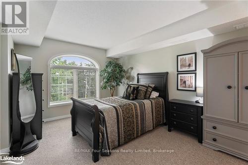 A405 - 216 Plains Road W, Burlington (Bayview), ON - Indoor Photo Showing Bedroom