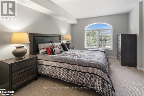 A405 - 216 Plains Road W, Burlington (Bayview), ON - Indoor Photo Showing Bedroom