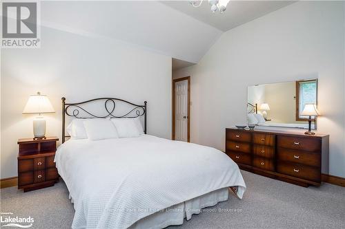 11 Wickens Lane, Blue Mountains (Thornbury), ON - Indoor Photo Showing Bedroom